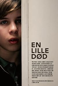 En lille død poster