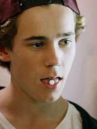 Lykke til, Isak poster